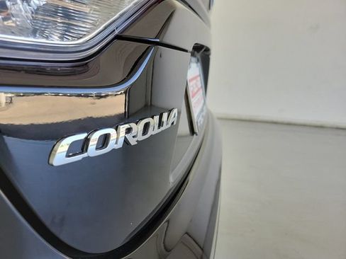 Used 2026 Toyota Corolla LE FWD image 9