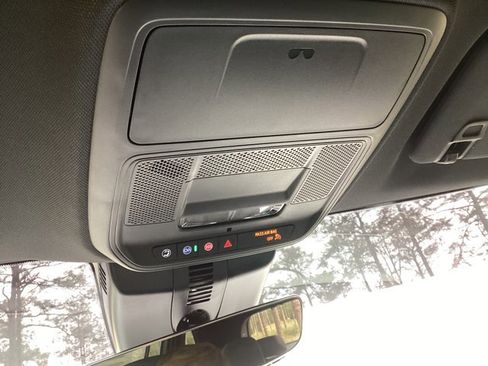 New 2026 GMC Acadia AT4 w/ Luxury Package image 27