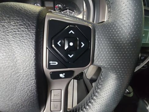 Used 2022 Toyota 4Runner SR5 AWD/4WD image 19