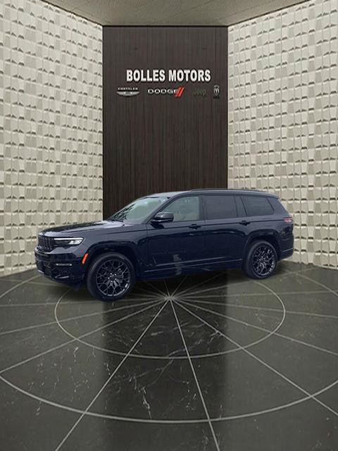 Certified 2024 Jeep Grand Cherokee L Summit AWD/4WD image 16