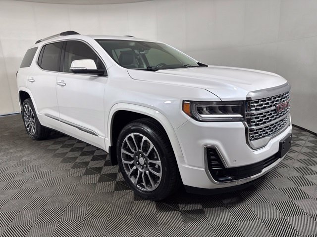 Used 2020 GMC Acadia Denali w/ Technology Package AWD/4WD image 1