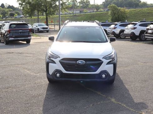 Certified 2024 Subaru Outback Premium AWD/4WD image 2