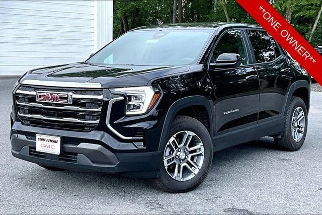 Used 2026 GMC Terrain Elevation AWD/4WD image 1