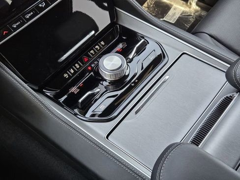 New 2026 Jeep Grand Wagoneer L Limited AWD/4WD image 16