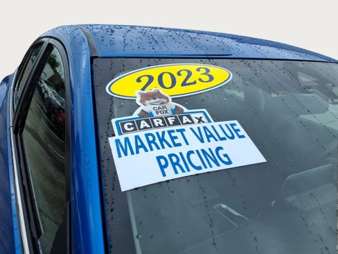 Used 2023 Nissan Sentra SV image 9