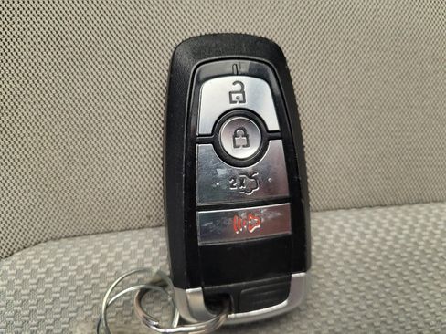 Used 2018 Ford Fusion S image 32