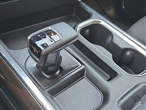 Certified 2024 Chevrolet Silverado 1500 RST w/ Convenience Package II AWD/4WD image 18