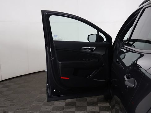 Used 2024 Kia Sportage X-Line AWD/4WD image 18