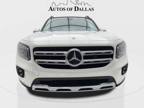 Used 2023 Mercedes-Benz GLB 250 w/ Premium Package image 4