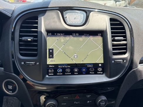 Used 2018 Chrysler 300 S w/ 300S Premium Group AWD/4WD image 11