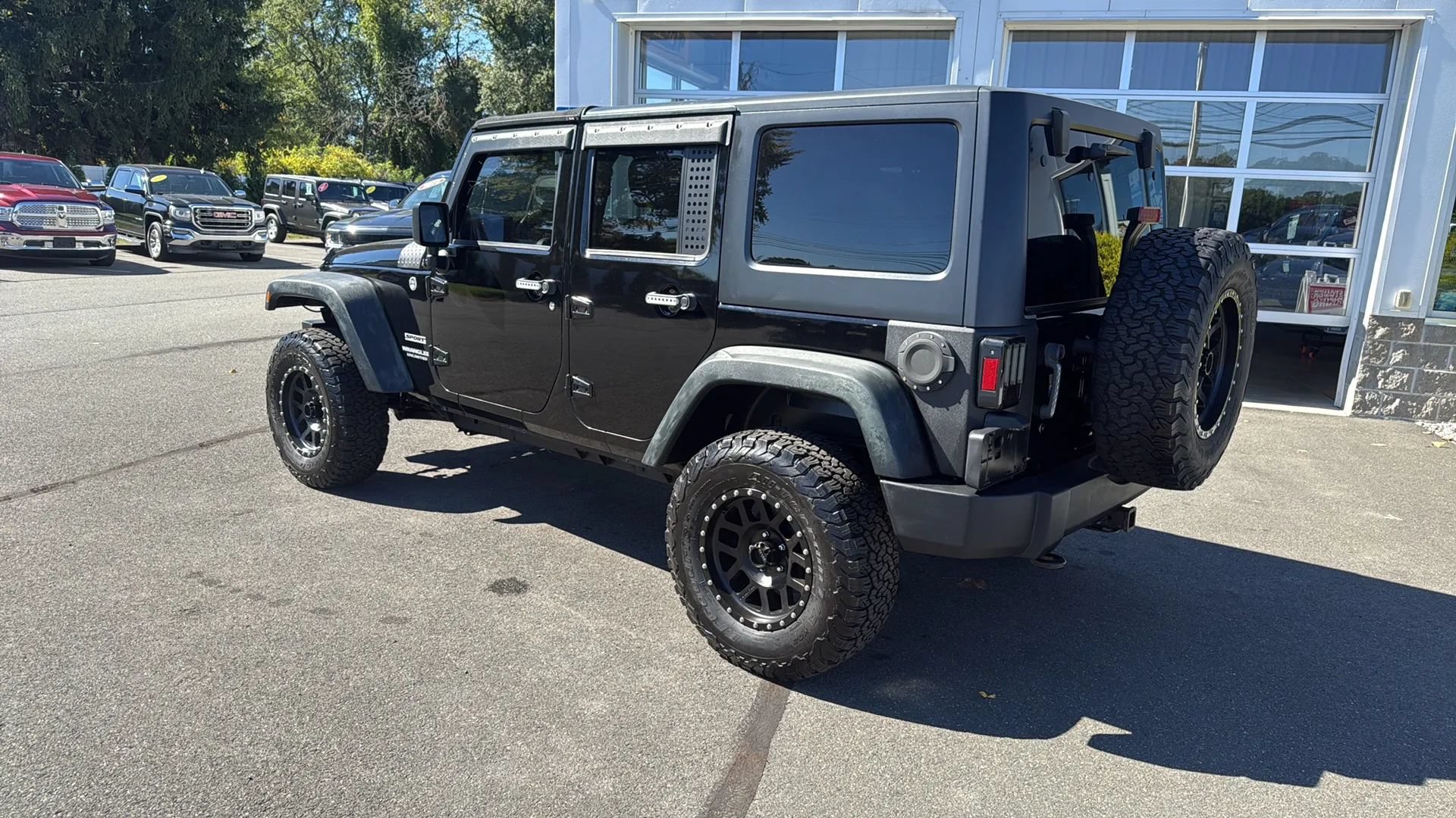 Used 2013 Jeep Wrangler Unlimited Sport AWD/4WD image 11