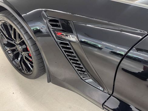 Used 2016 Chevrolet Corvette Z06 w/ Battery Protection Package RWD image 24
