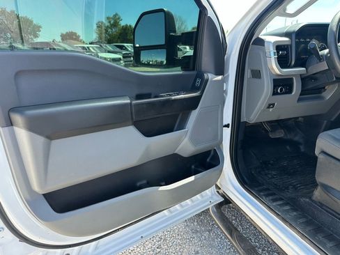Used 2023 Ford F250 XL w/ XL Driver Assist Package AWD/4WD image 33