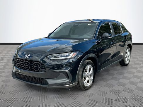 Used 2023 Honda HR-V LX image 3