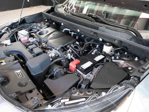 Used 2024 Toyota RAV4 XLE w/ Convenience Package FWD image 34
