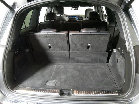 Used 2022 Mercedes-Benz GLS 450 4MATIC image 18