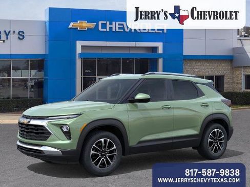 New 2026 Chevrolet TrailBlazer LT image 2