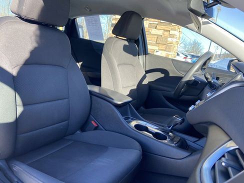 Used 2020 Chevrolet Malibu LS image 26