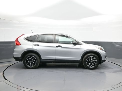 Used 2016 Honda CR-V SE image 5