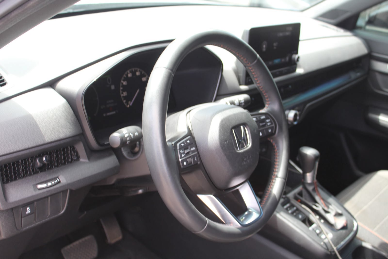 Used 2024 Honda CR-V Sport image 16