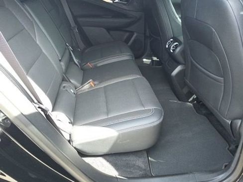 Used 2024 Chevrolet Blazer EV LT image 11