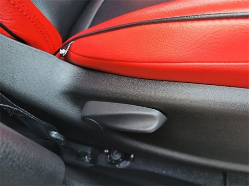 Used 2022 Jeep Renegade Trailhawk image 18