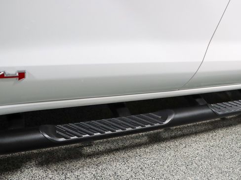 Used 2023 GMC Sierra 1500 AT4 w/ AT4 Preferred Package image 13