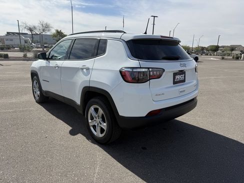 Used 2023 Jeep Compass Latitude image 8