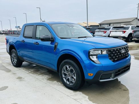 New 2026 Ford Maverick XLT w/ XLT Luxury Package image 2