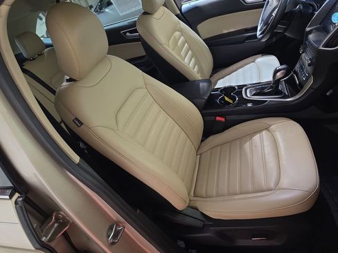 Used 2017 Ford Edge SEL w/ Equipment Group 201A FWD image 25
