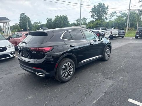 Used 2024 Buick Envision Preferred AWD/4WD image 3