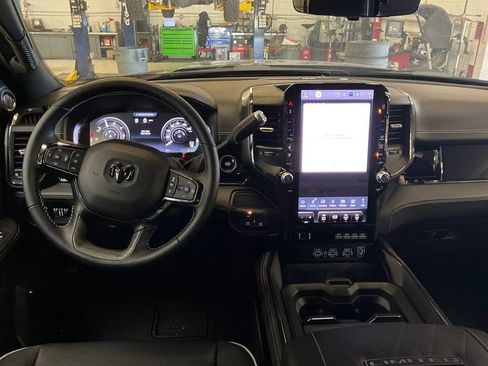 New 2025 RAM 2500 Limited image 7