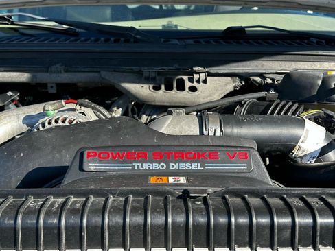 Used 2005 Ford Excursion Eddie Bauer image 49