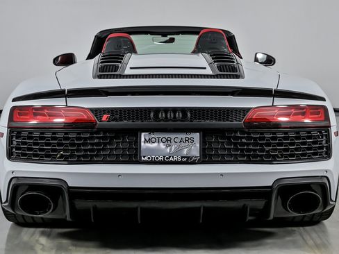 Used 2021 Audi R8 V10 performance image 11