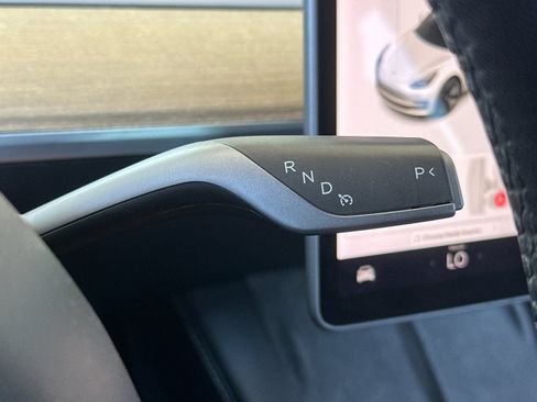 Used 2021 Tesla Model 3 Long Range AWD/4WD image 21