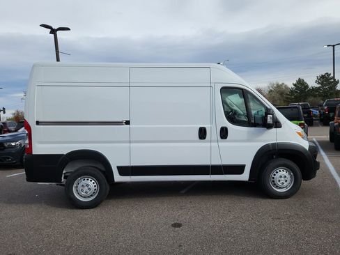 Used 2025 RAM ProMaster 1500 w/ Convenience Group image 2