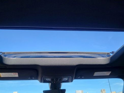 Used 2020 Chevrolet Silverado 2500 High Country w/ Z71 Off-Road Package image 35