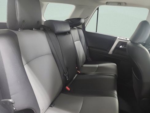 Used 2020 Toyota 4Runner Limited image 20