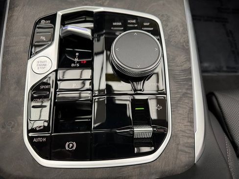 New 2026 BMW X7 xDrive40i w/ Premium Package image 20