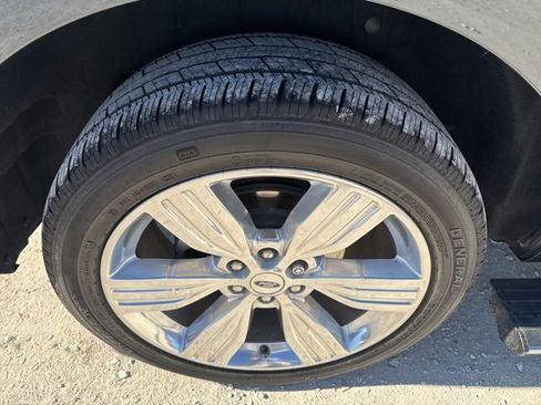 Used 2024 Ford Expedition Max Platinum image 41