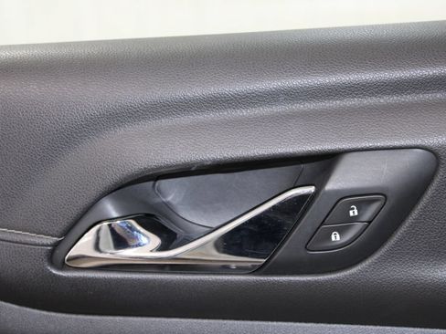 Used 2019 GMC Acadia SLE FWD image 37