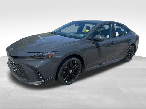 New 2026 Toyota Camry SE AWD/4WD image 1