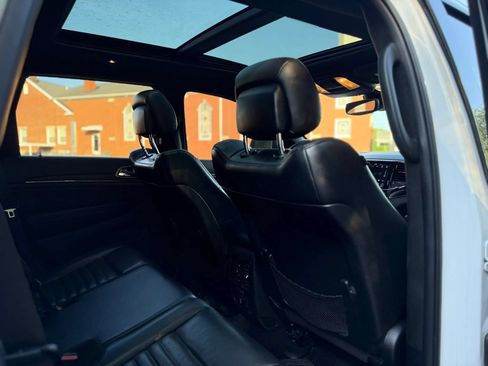 Used 2019 Jeep Grand Cherokee Limited X RWD image 13