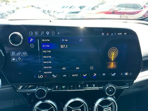 Used 2024 Chevrolet Blazer EV LT AWD/4WD image 25