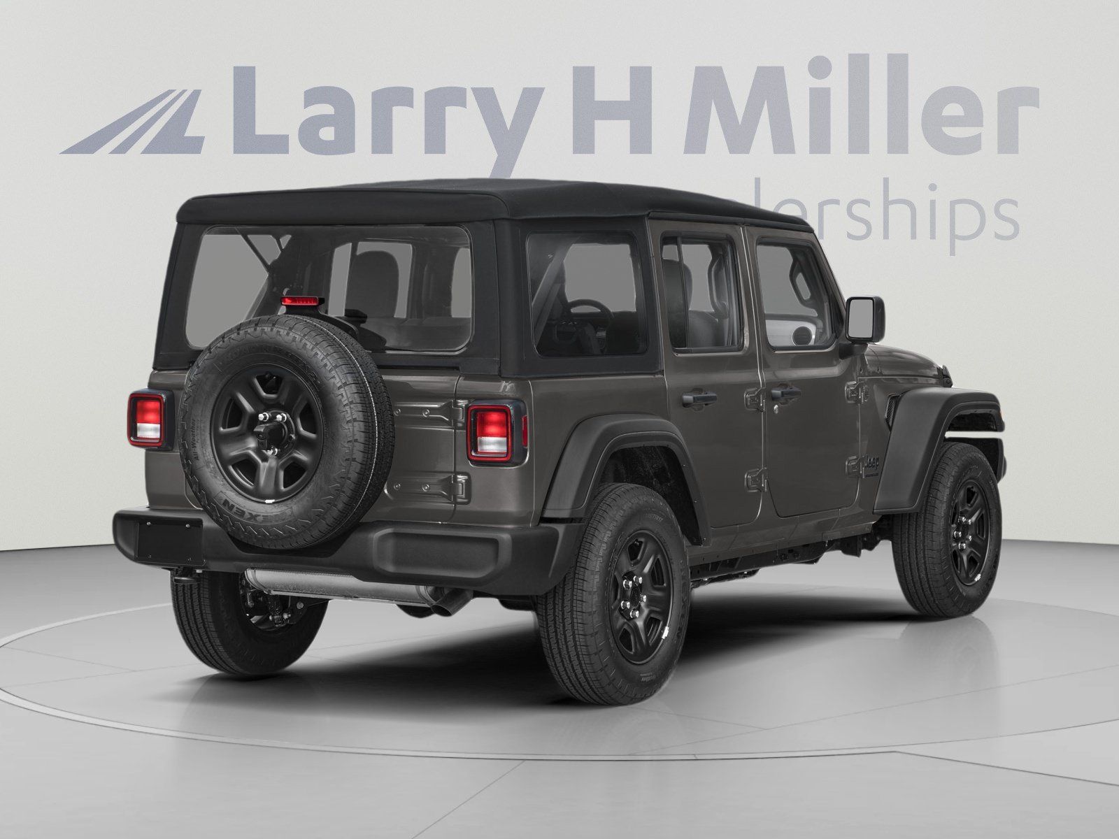 Used 2025 Jeep Wrangler Unlimited Rubicon w/ Convenience Group AWD/4WD image 2
