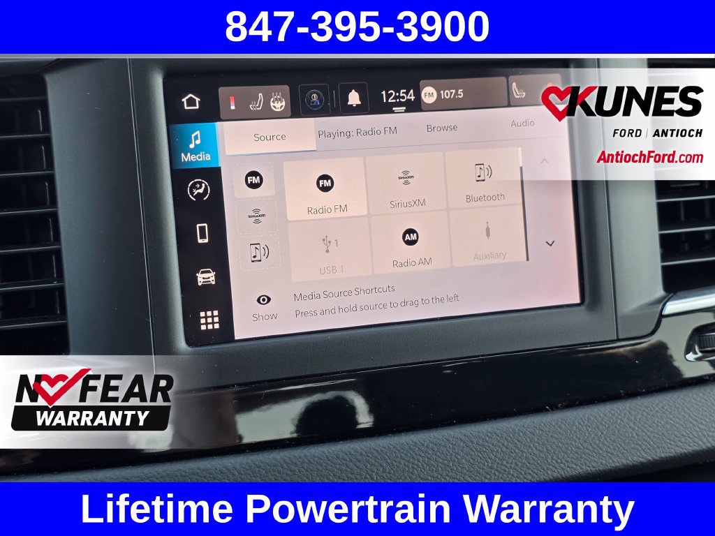 Used 2023 Chrysler Voyager LX FWD image 58