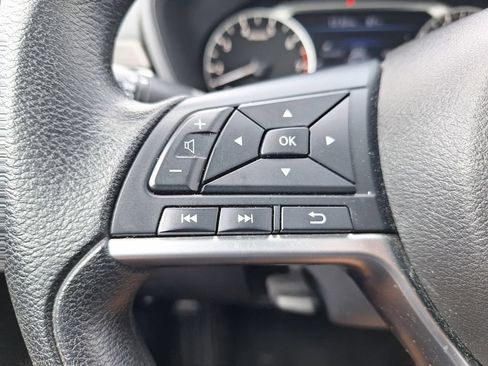 Used 2024 Nissan Altima 2.5 SV FWD image 13