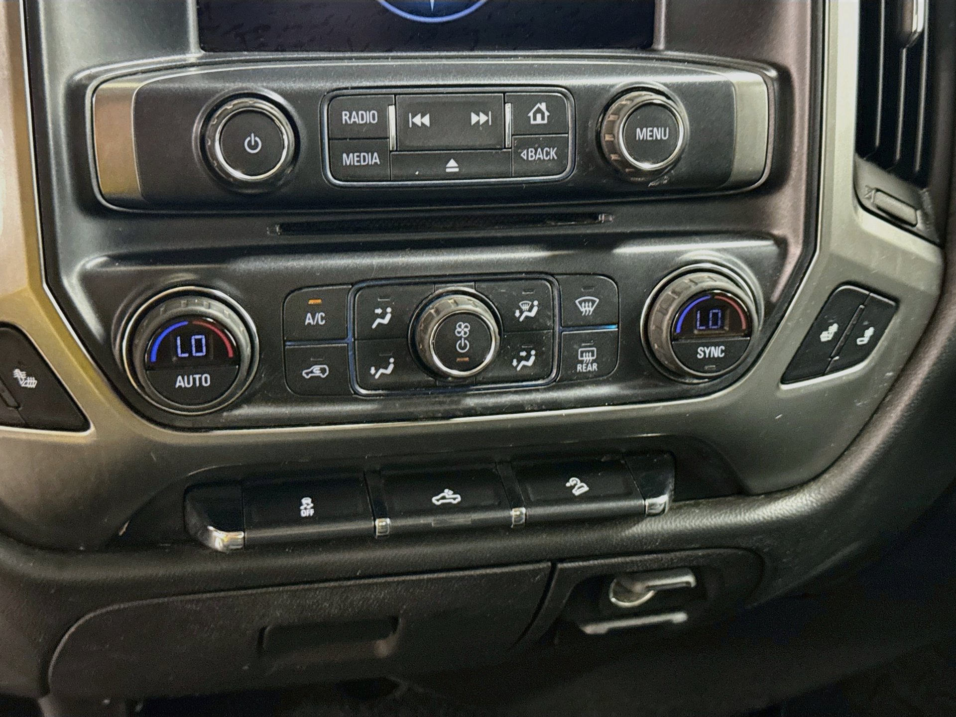 Used 2017 Chevrolet Silverado 1500 LT w/ All Star Edition AWD/4WD image 16