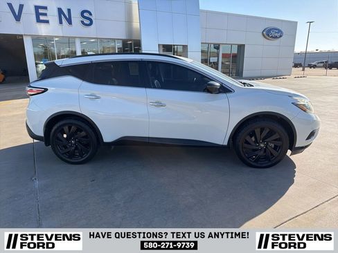 Used 2018 Nissan Murano SL w/ Midnight Edition Package image 3