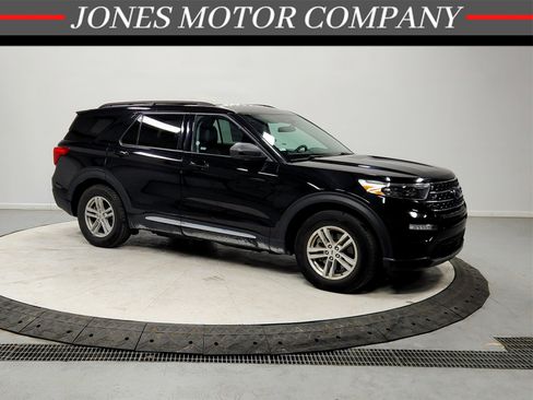 Used 2024 Ford Explorer XLT w/ Equipment Group 202A image 1